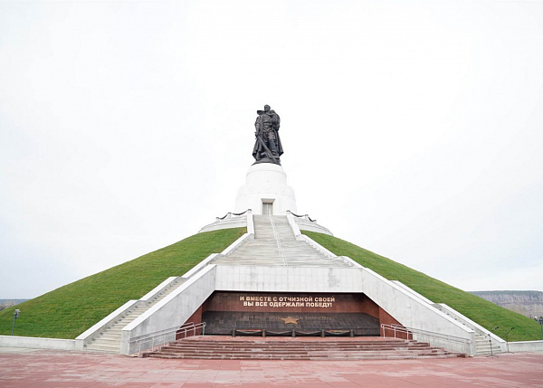 МКК участвует в реставрации мемориала воину-освободителю