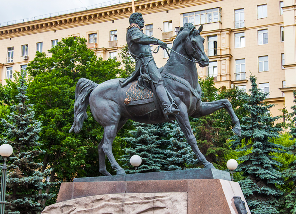 Памятник генералу П.И. Багратиону